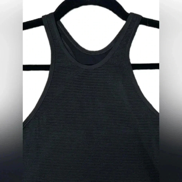 Revolve Beloforte Attica Tank Top Black, Meshed Layered, Razorback Size XS NWT - Picture 3 of 8